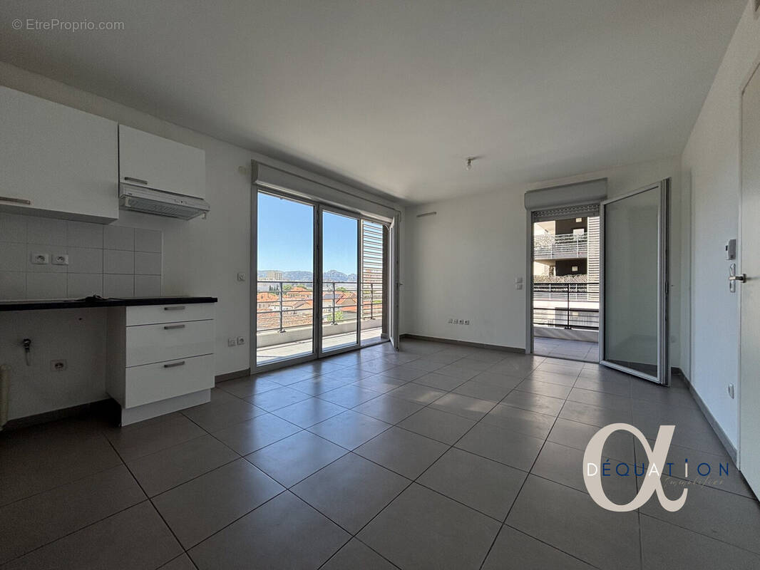 Appartement à MARSEILLE-10E