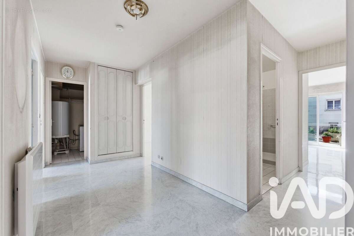 Photo 2 - Appartement à NEUILLY-PLAISANCE