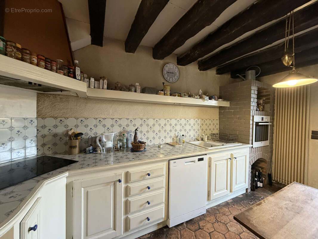 Maison à VERT-SAINT-DENIS