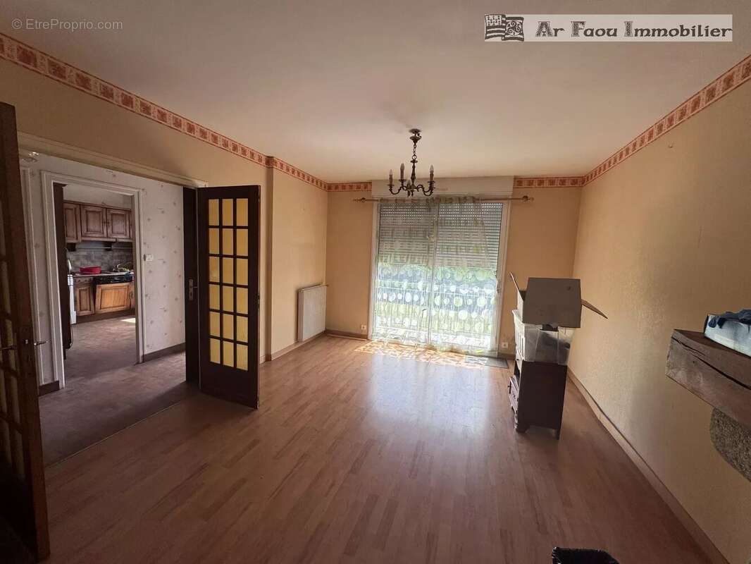 Maison à PONT-DE-BUIS-LES-QUIMERCH