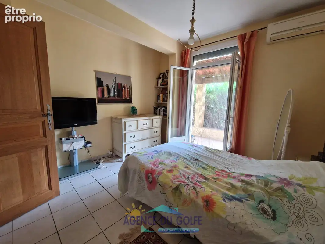 Villa T 6 avec piscine sur 1010 m² de terrain en impasse - photo 10