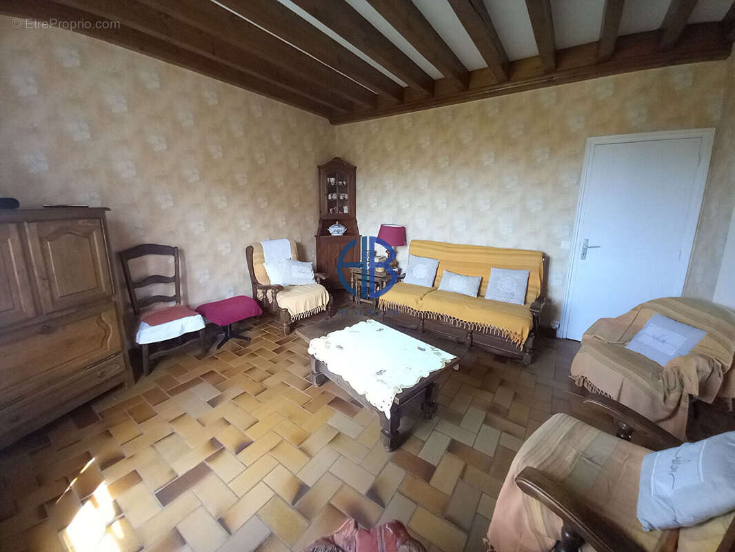Maison à BEAUREPAIRE
