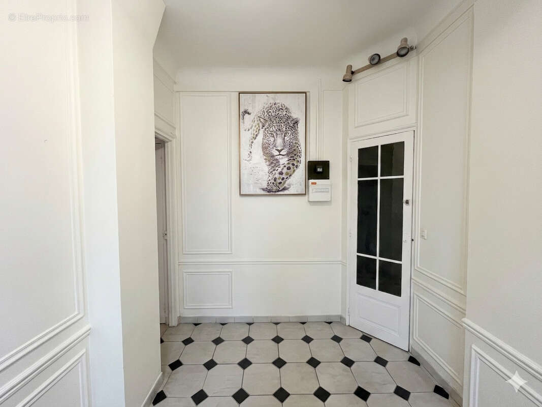 Appartement à PARIS-20E