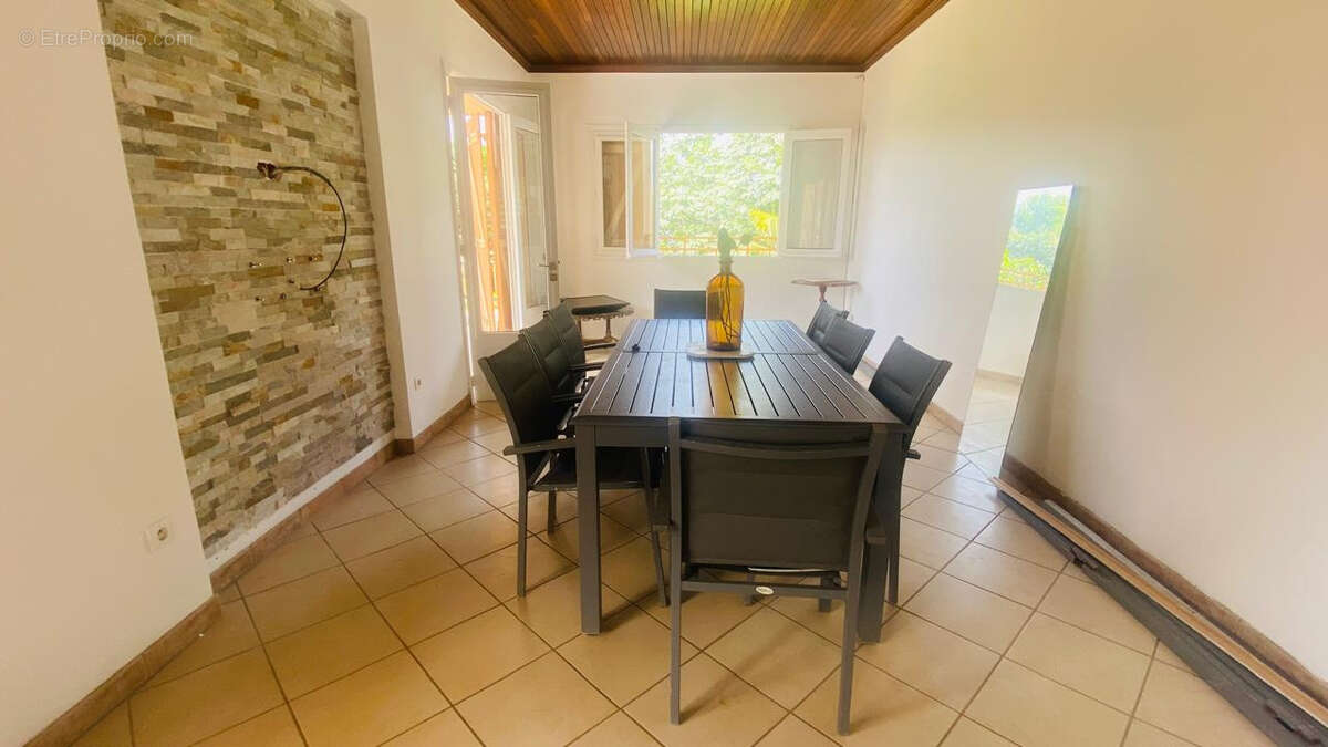 Maison à SAINT-JOSEPH