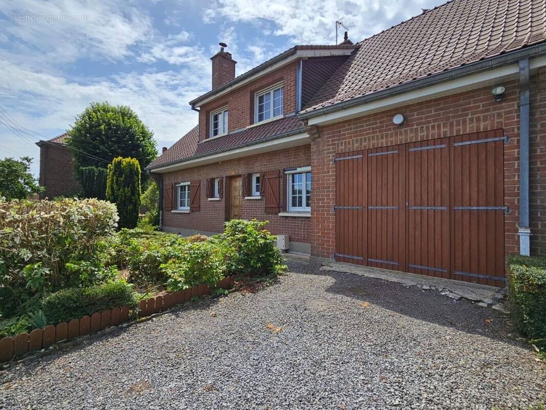Maison à GENECH