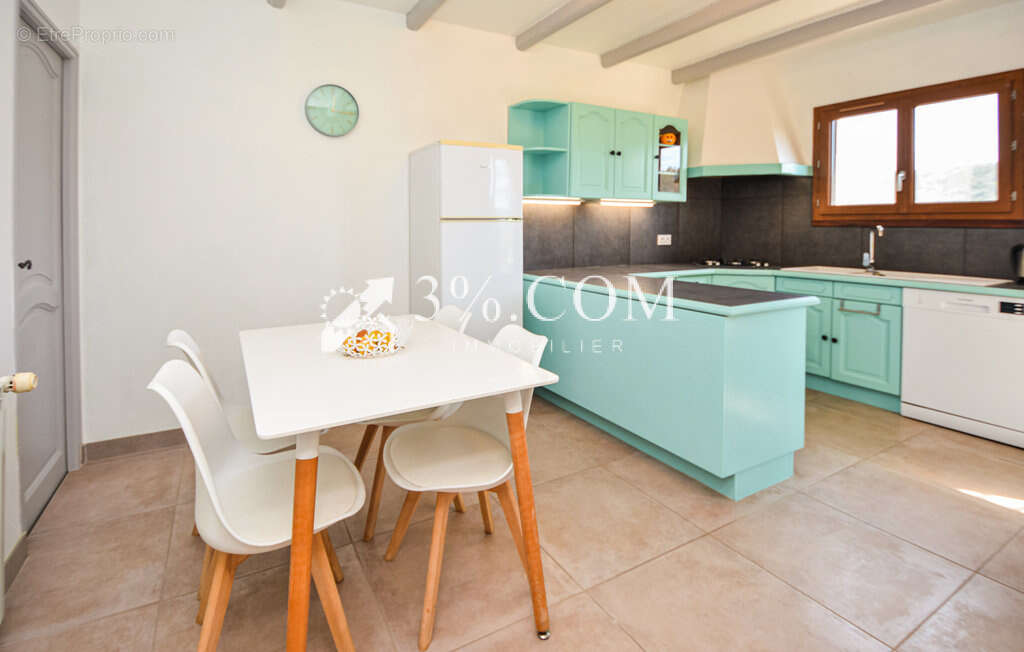 Maison à LES SALLES-DU-GARDON