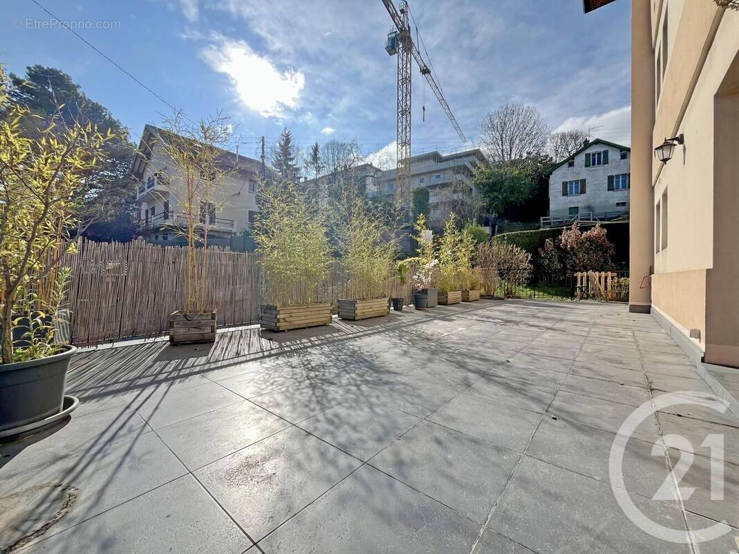 Appartement à EVIAN-LES-BAINS