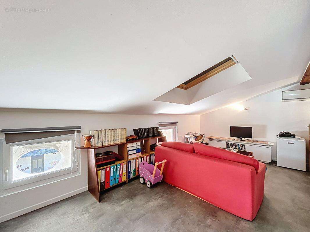 Maison à TOURNON-SUR-RHONE