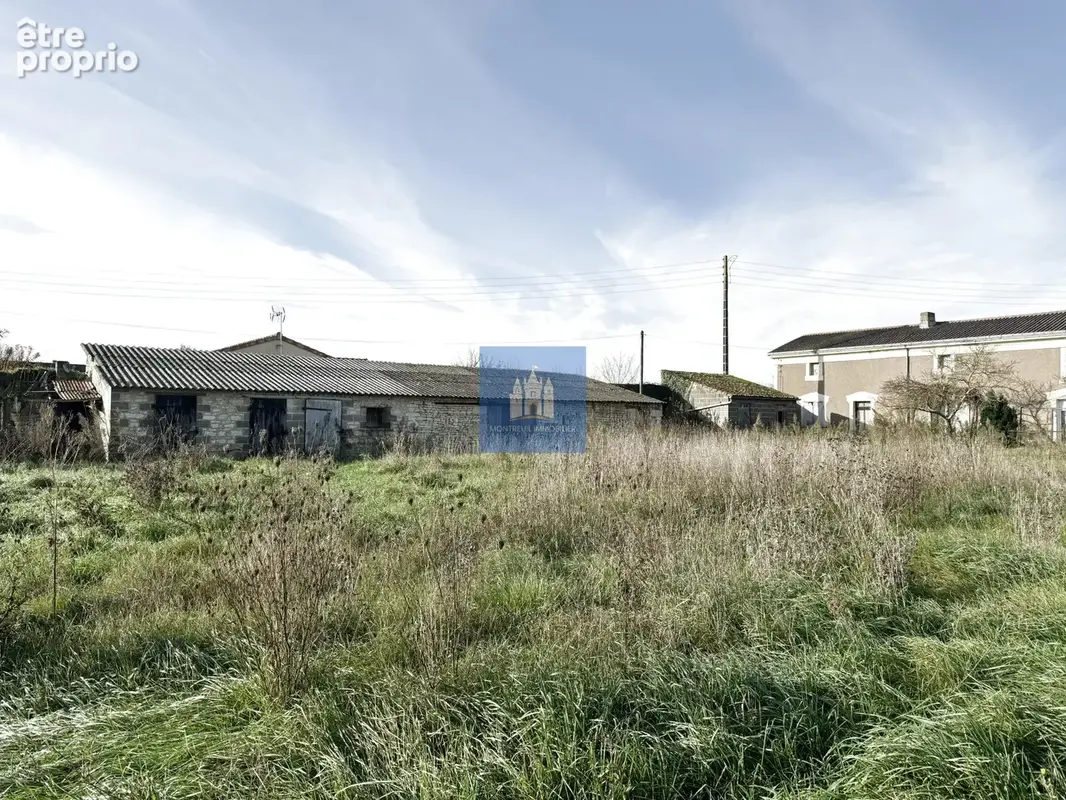 Saint-Cyr-La-Lande (79) Corps de ferme à renover sur terrain constructible 129 000 € HAI - photo 5