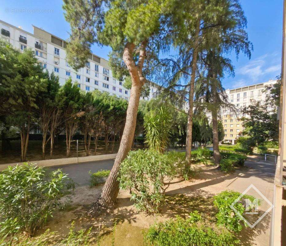 Appartement à MARSEILLE-9E