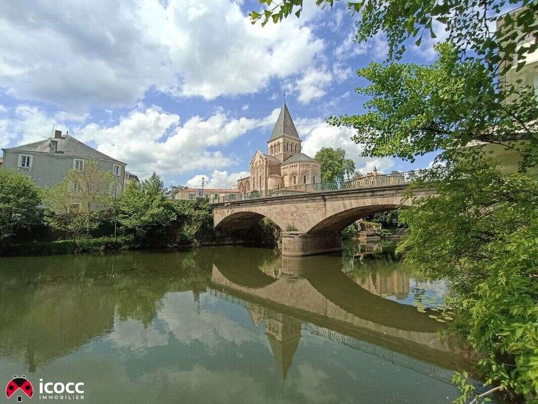 Appartement à MAREUIL-SUR-LAY-DISSAIS