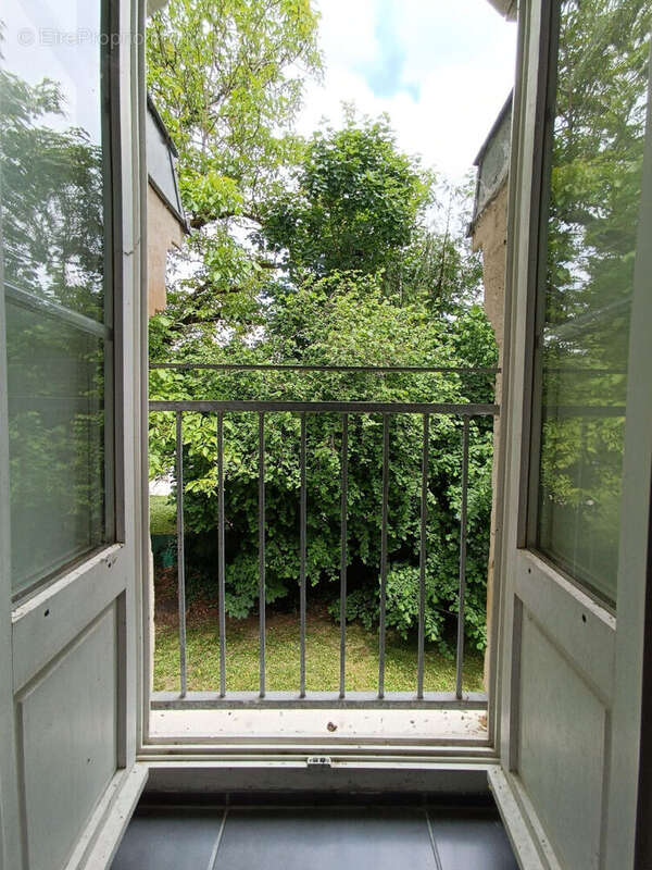 Appartement à VILLENAVE-D'ORNON