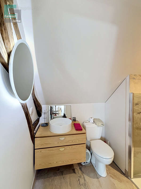Maison de ville de 61 m2 au sol , idéal Investissement locatif ,atelier d'artiste, profession libérale, local - photo 8