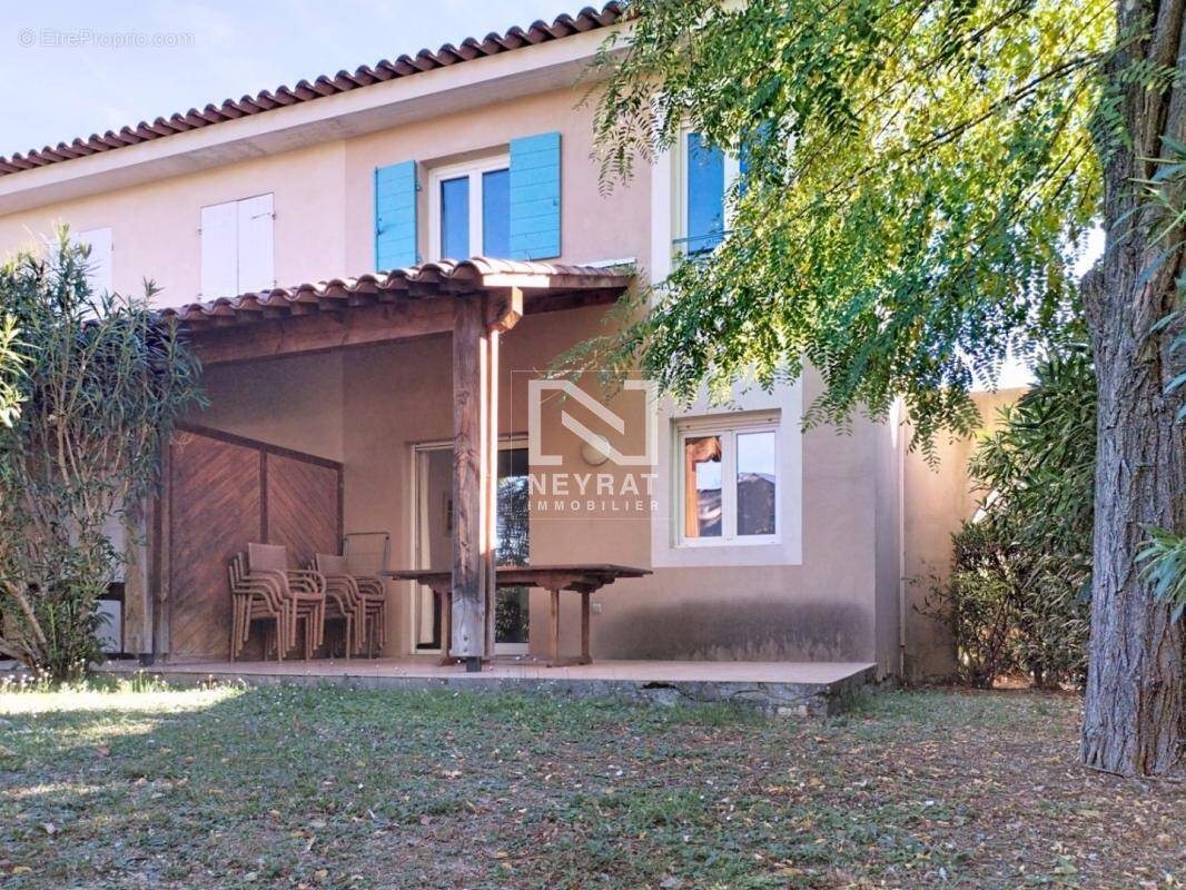 Appartement à MONTAUROUX