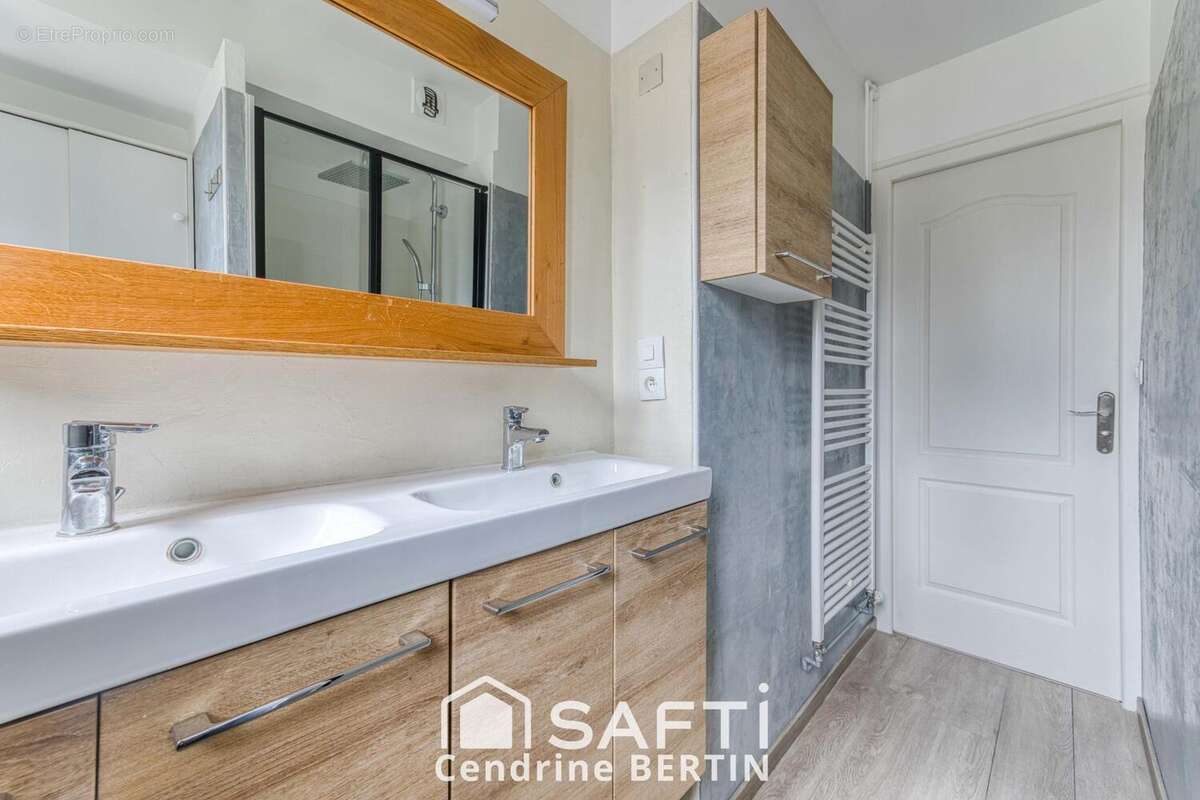 Appartement 74 m² à Bourg-En-Bresse  - photo 7