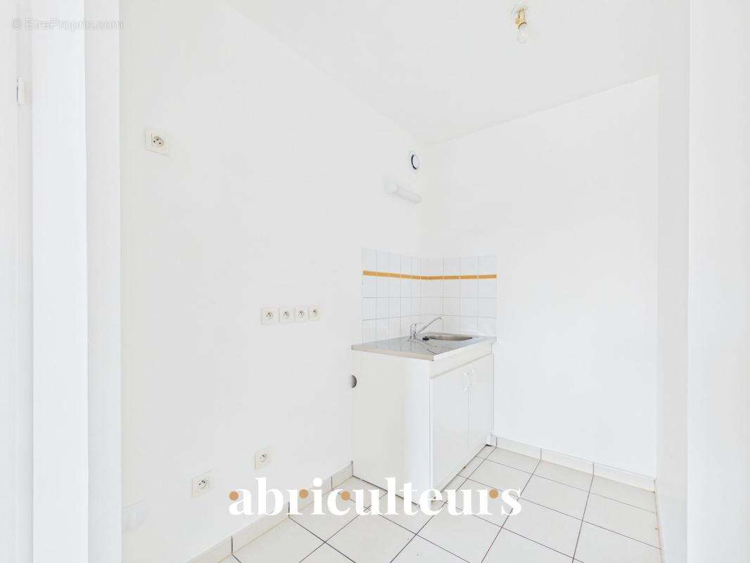 Appartement T2 de 44 m² au 1er étage avec vue dégagée – Résidence de standing au calme à Survilliers - photo 8