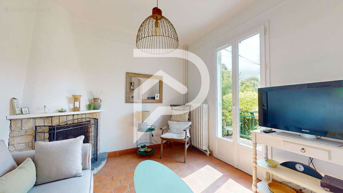 Maison à MAREIL-MARLY