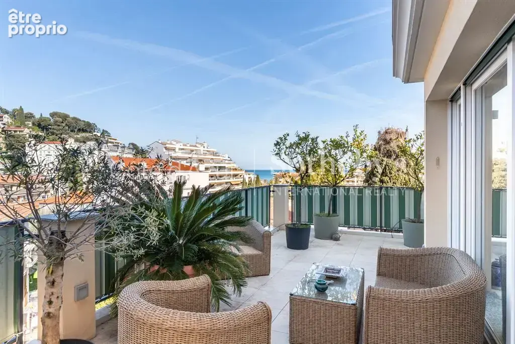 Menton penthouse dernier étage avec rooftop, piscine et vue mer panoramique - photo 18