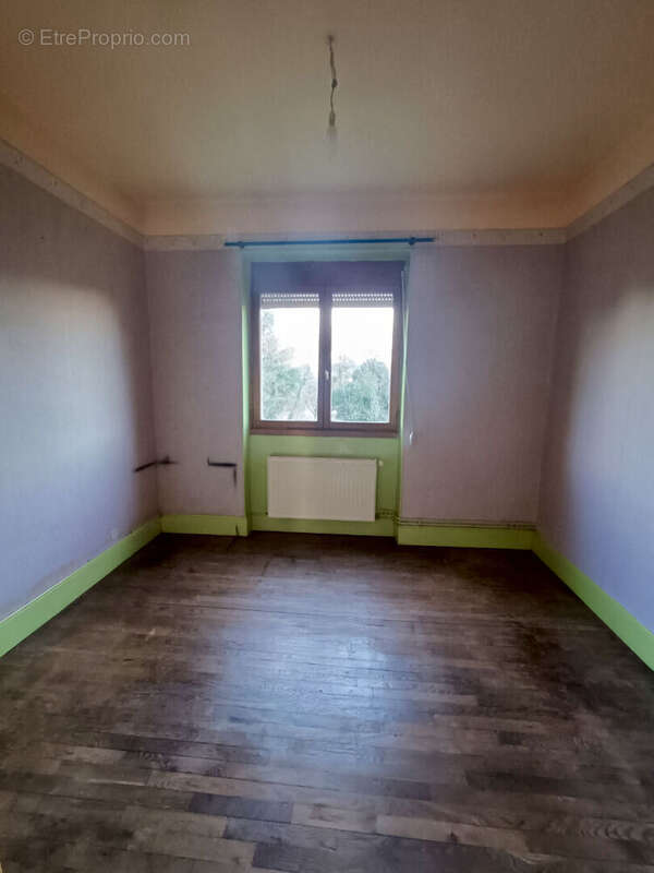 Appartement à PARAY-LE-MONIAL