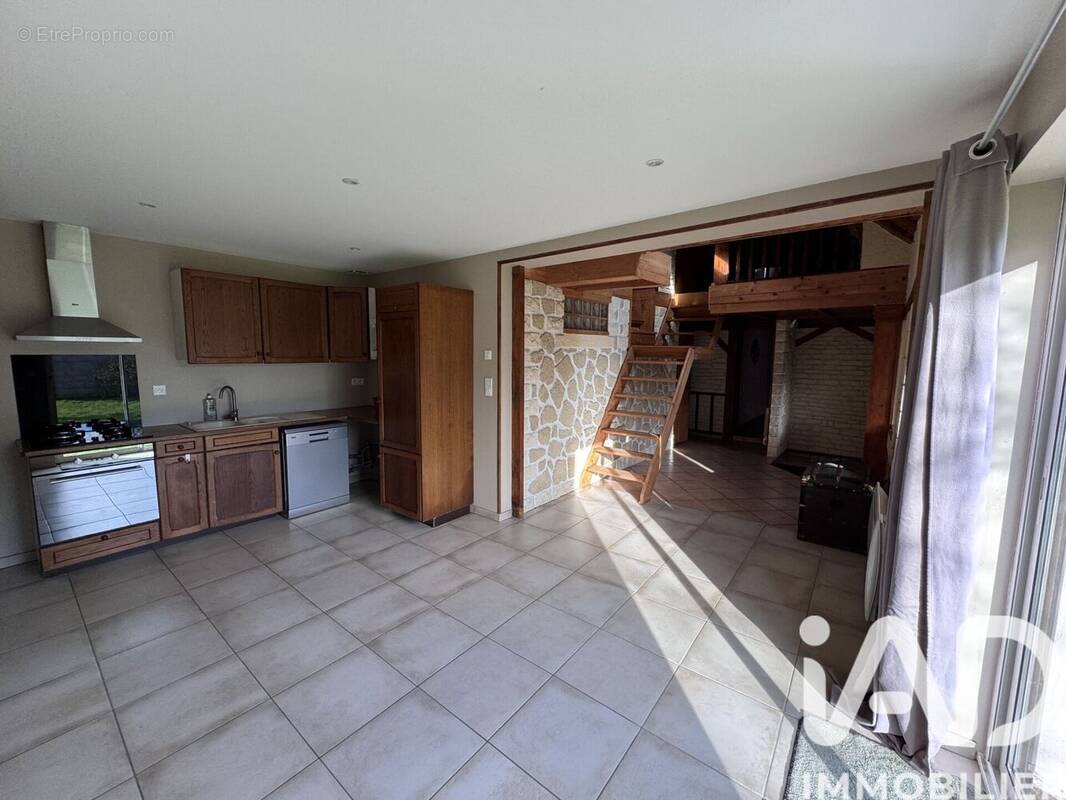 Photo 1 - Maison à COUZON