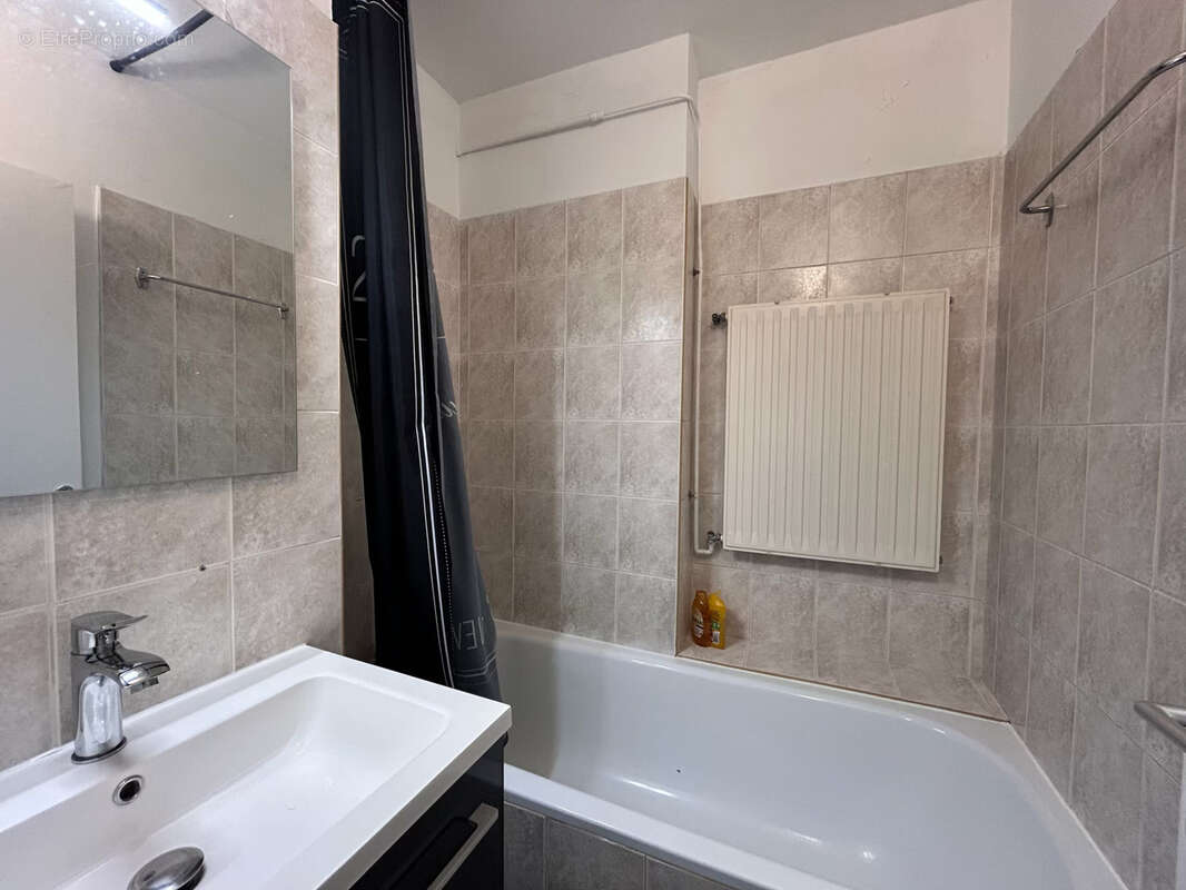 Appartement à MONTELIMAR