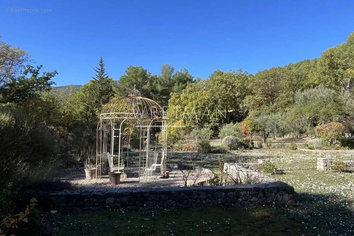 Maison à FAYENCE