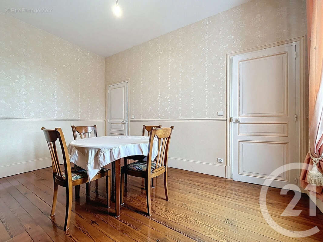 Maison à NANGIS