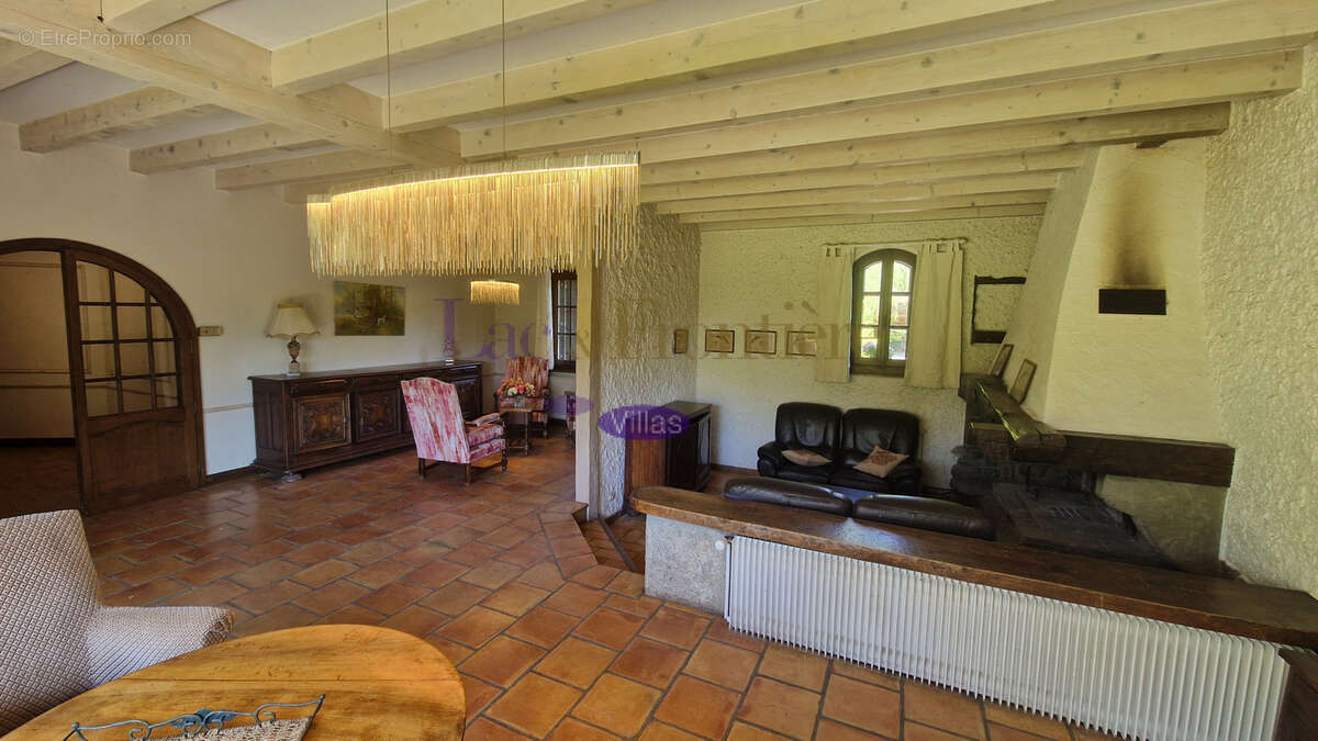 Maison à MESSERY