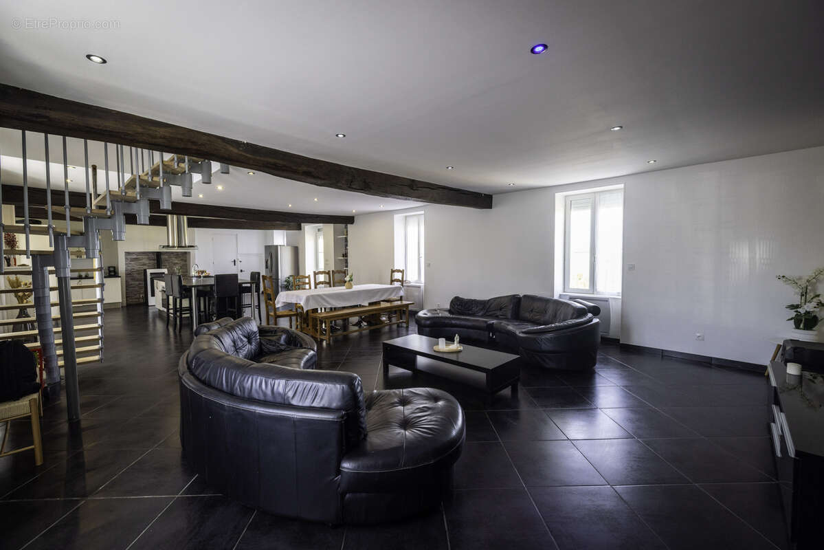 Maison à SERMOISE-SUR-LOIRE