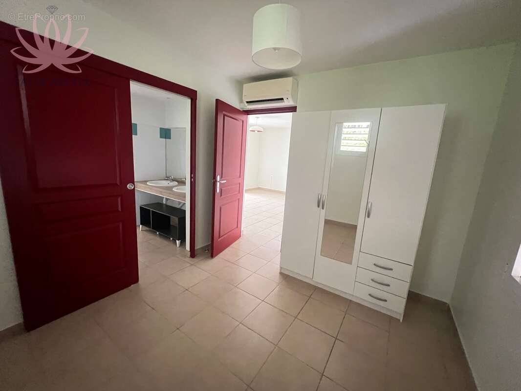 n°2 - Appartement à FORT-DE-FRANCE