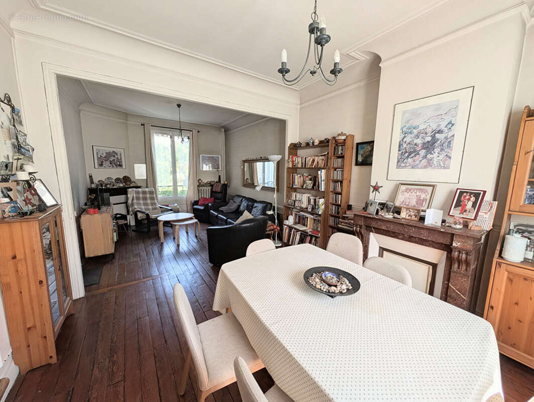 Maison à ROSNY-SOUS-BOIS