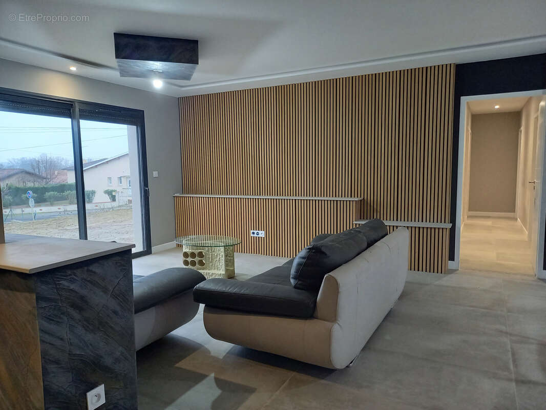 Maison à LEZAT-SUR-LEZE