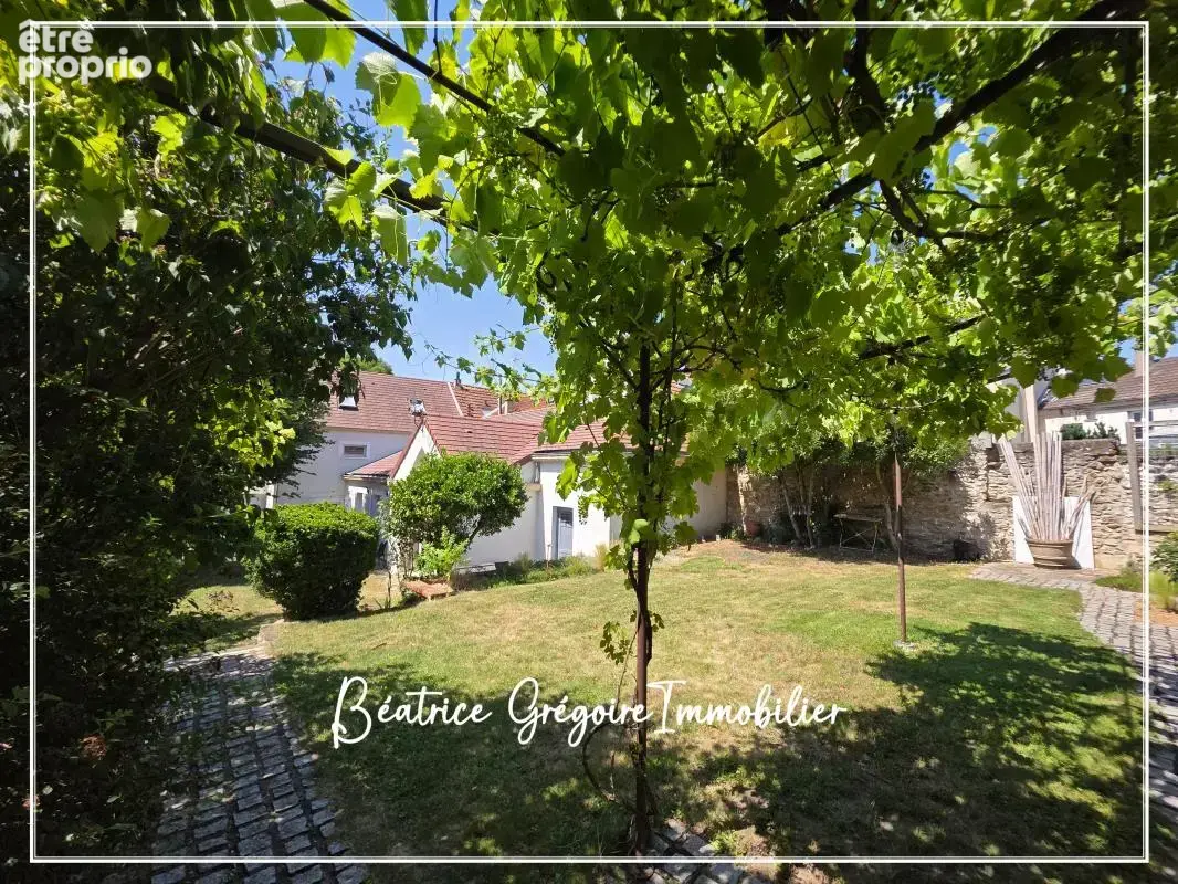 Maison à BIEVRES