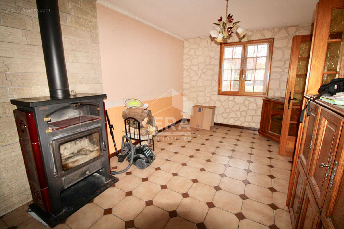 Maison à CHAUNY