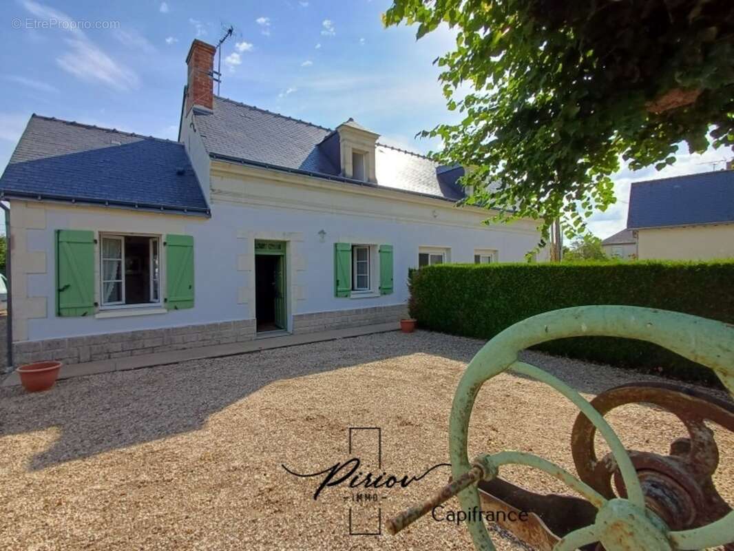 Propriété au charme de l'ancien - comprenant 2 gîtes - dépendances - photo 4