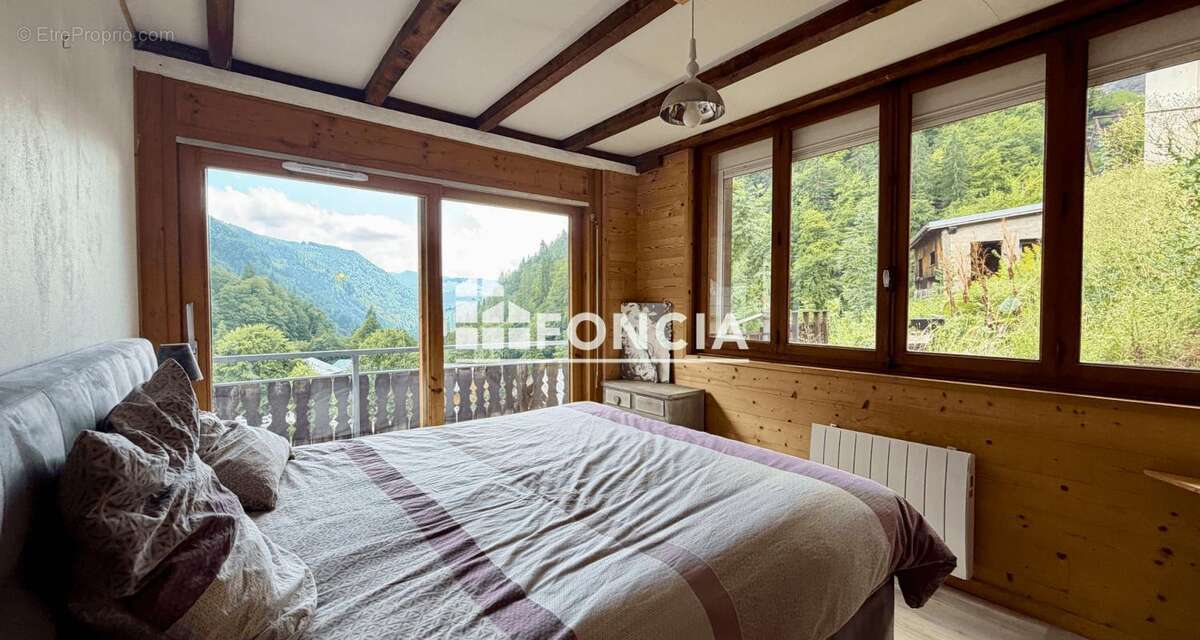 Appartement lumineux de plus de 100 m² au cœur du village de La Giettaz - photo 7