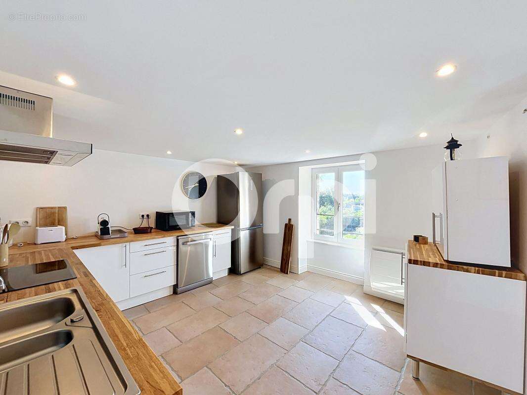 Maison de caractère en pierre de brasier ! AGENCE ORPI BRIVE RD - photo 9