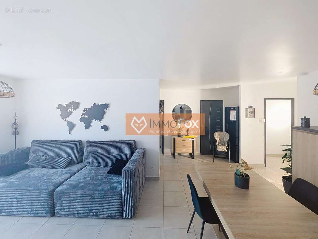 Maison à VILLELONGUE-DELS-MONTS