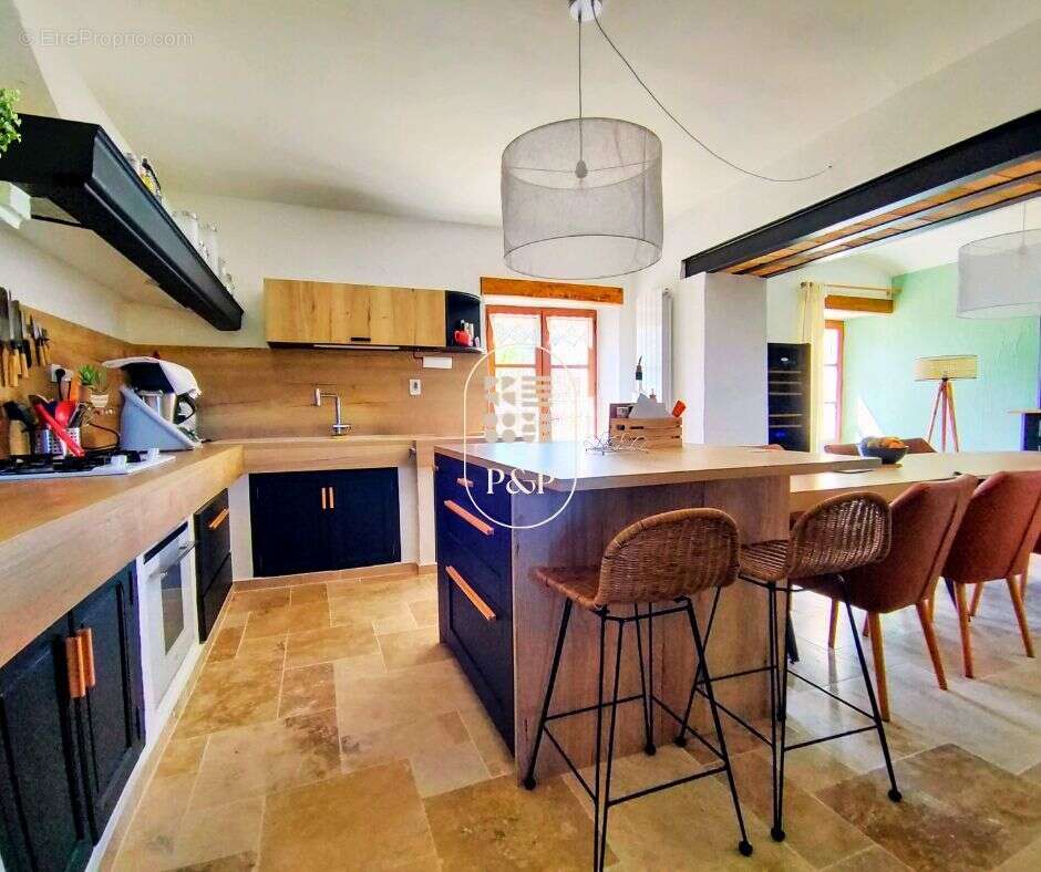 Maison à UZES