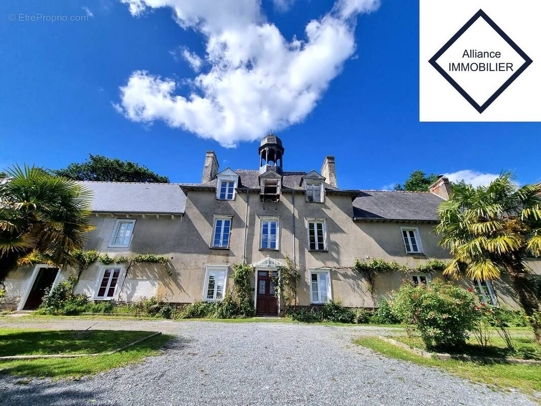 Autre à SAINT-MEEN-LE-GRAND