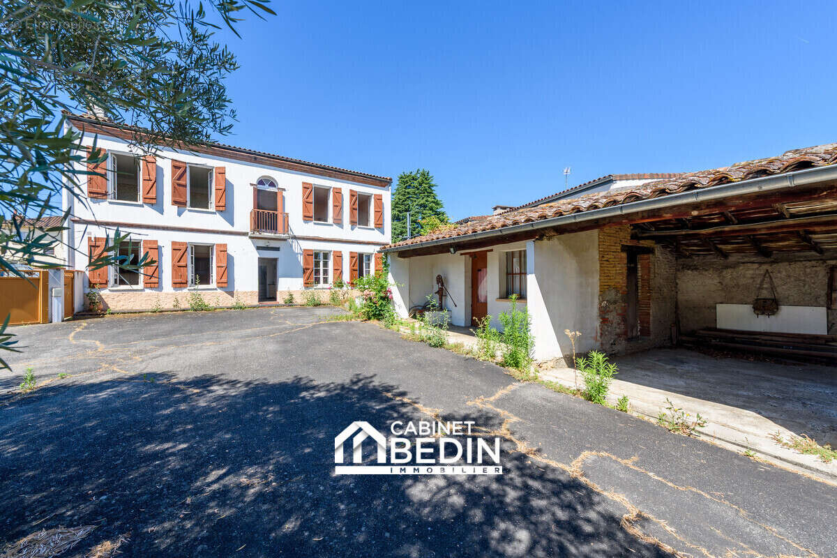 Maison 173 m² à Blagnac  - photo 2