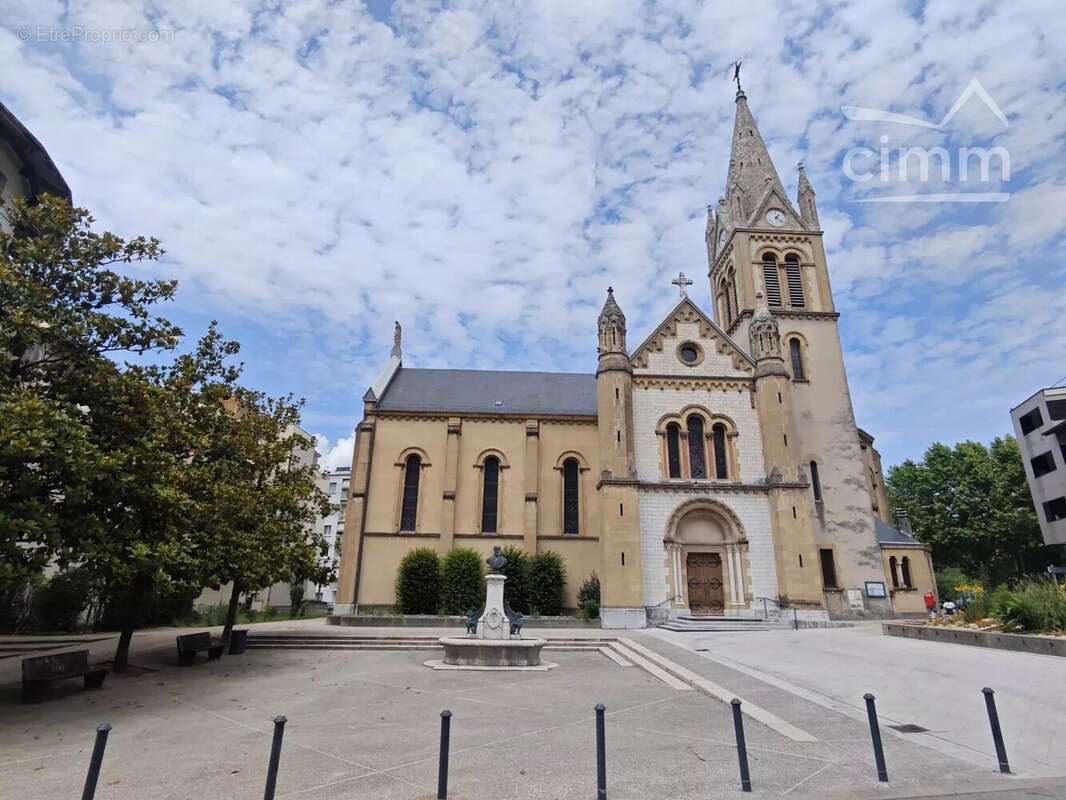 Appartement à DOMENE