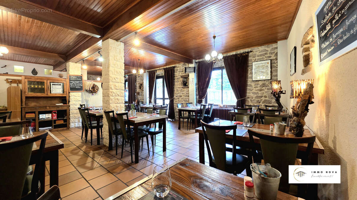 Bar / restaurant avec licence iv   murs + fonds + appartement - photo 8