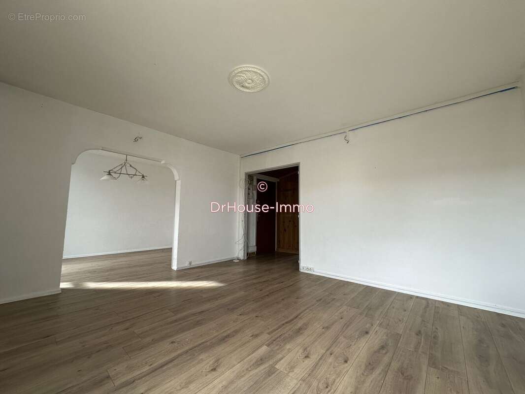 Appartement à MONTELIMAR