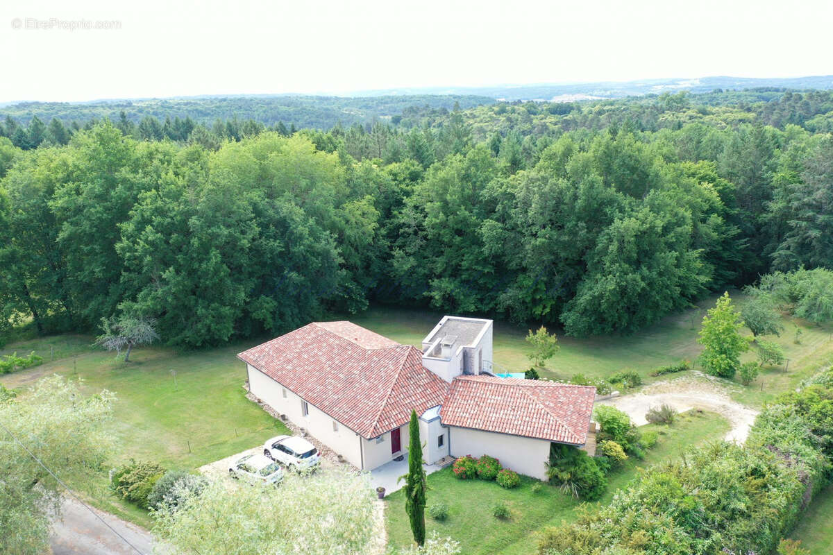 Maison à TRELISSAC
