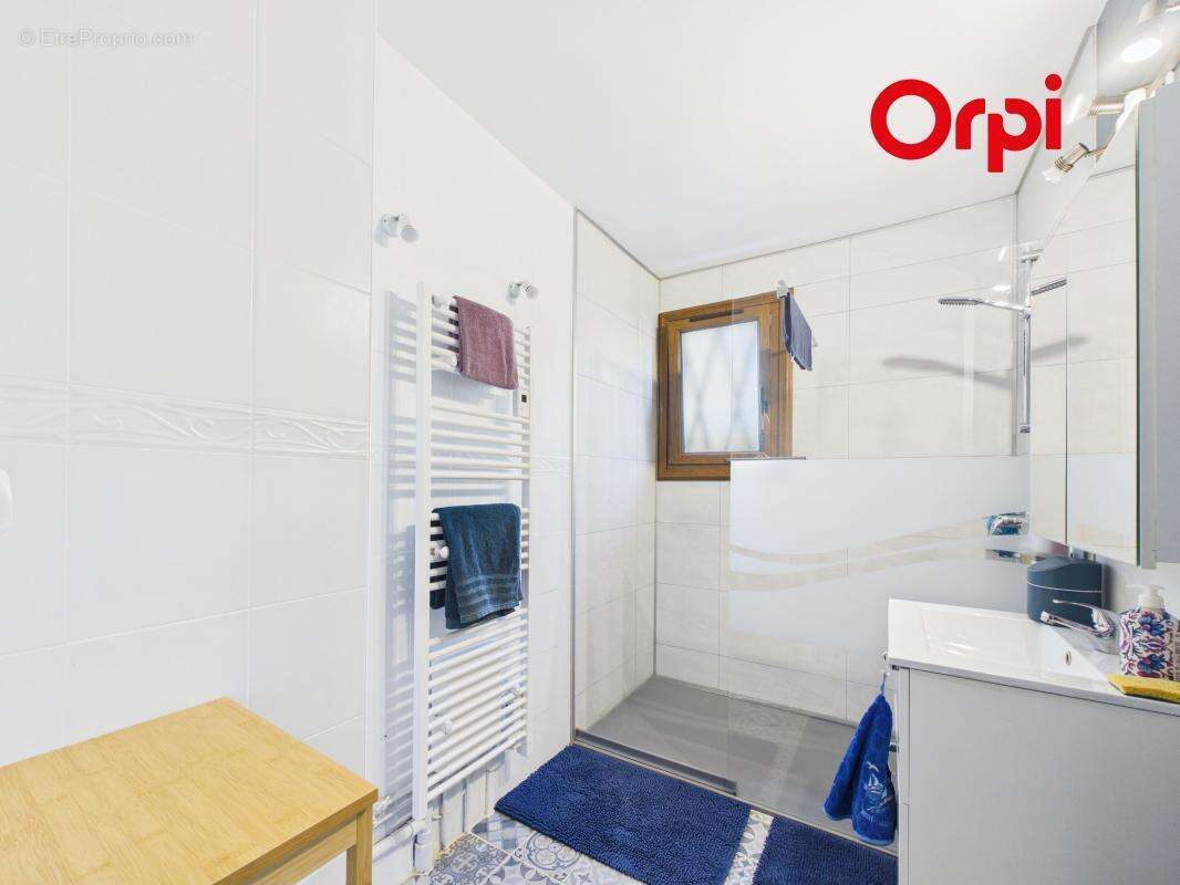 Maison 150 m², accès au centre-ville de Bernay à pied - photo 11