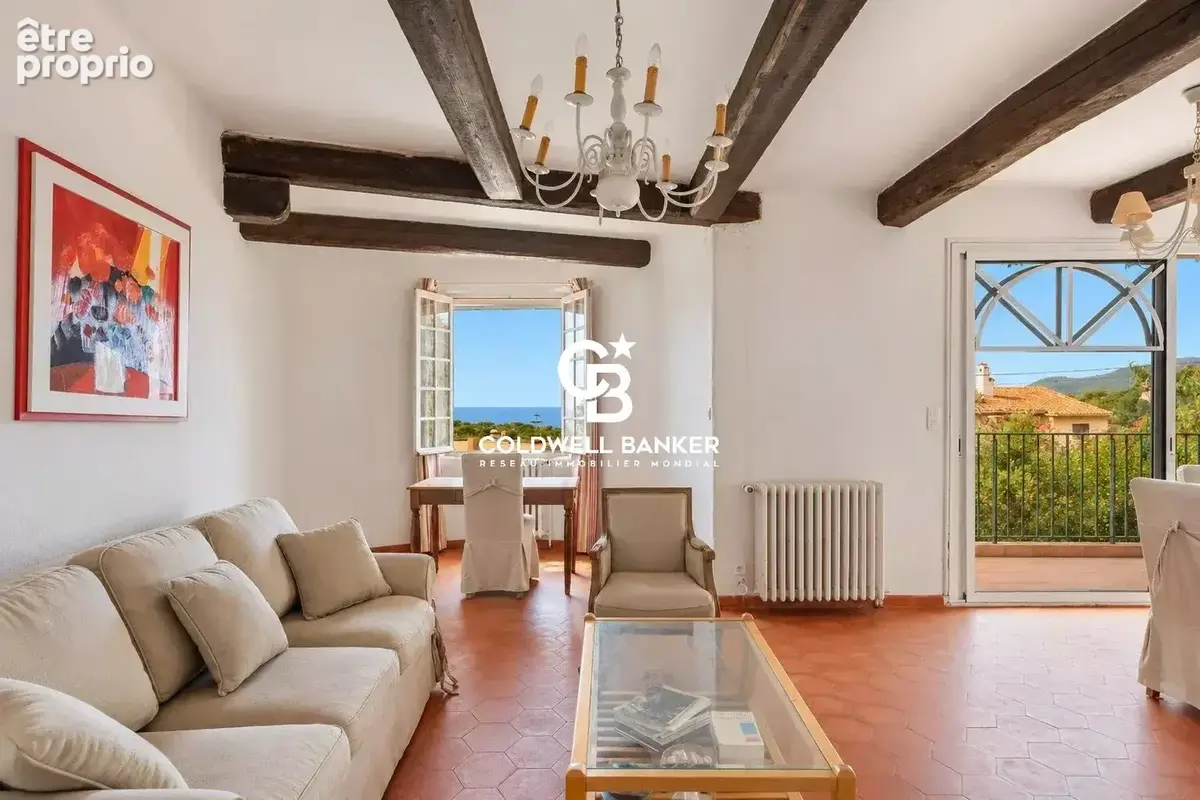Villa de caractère avec vue mer et piscine, Domaine de La Californie - 83320 Carqueiranne - photo 11