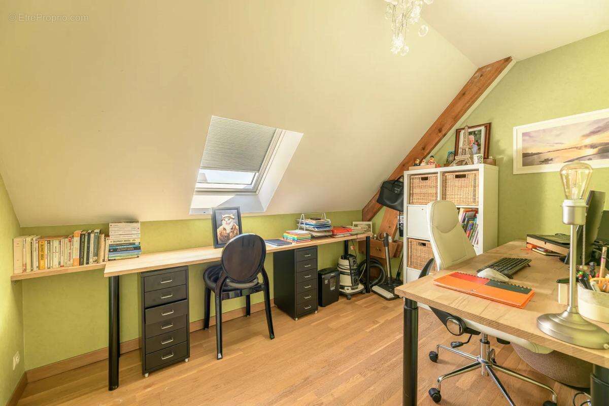 Maison de 7 pièces de 168 m² à Meslay - photo 16