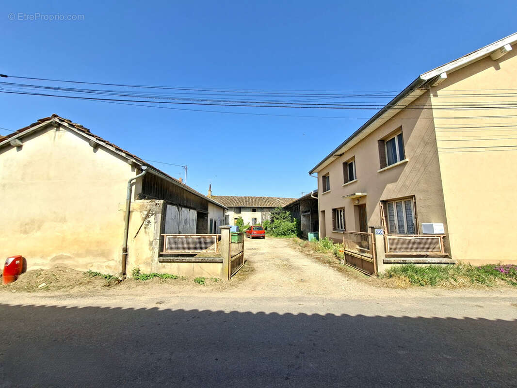 Maison à FEILLENS