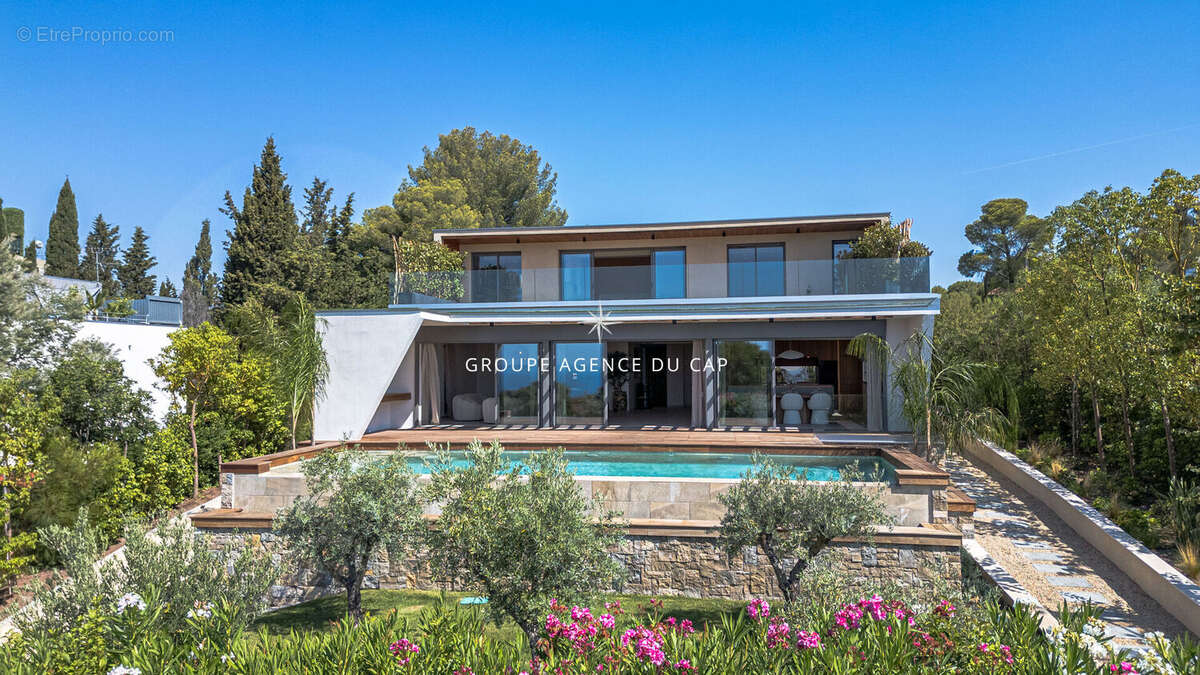 Maison à SAINT-RAPHAEL